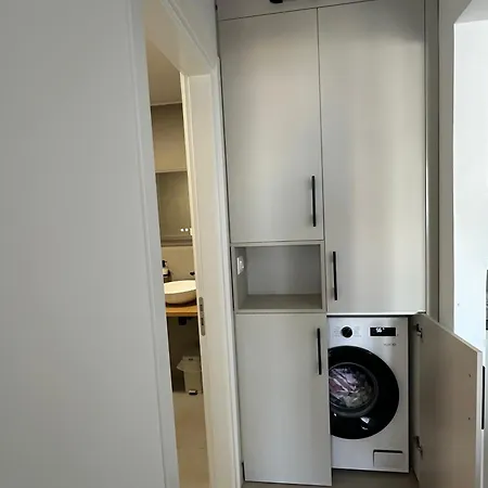New Riverside Apartmán