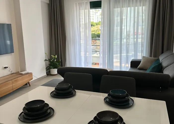 New Riverside Lejlighed *